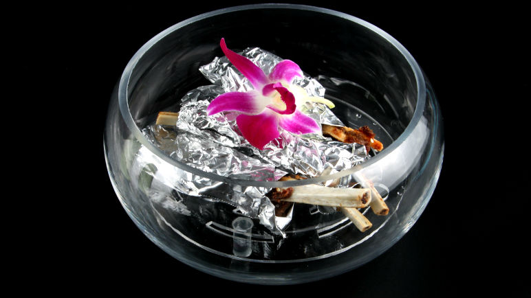 Net đỏ nhà hàng bong bóng cừu bộ đồ ăn phân tử thực phẩm hạt nhân vụ nổ khô băng khói khói sáng tạo cá tính tấm tâm trạng dĩa nhỏ