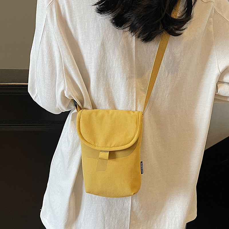 Canvas Bag Mini Small Bag for Women 2025 New Style High-End Work Commute Crossbody Small Chicken Yellow Phone Bag
