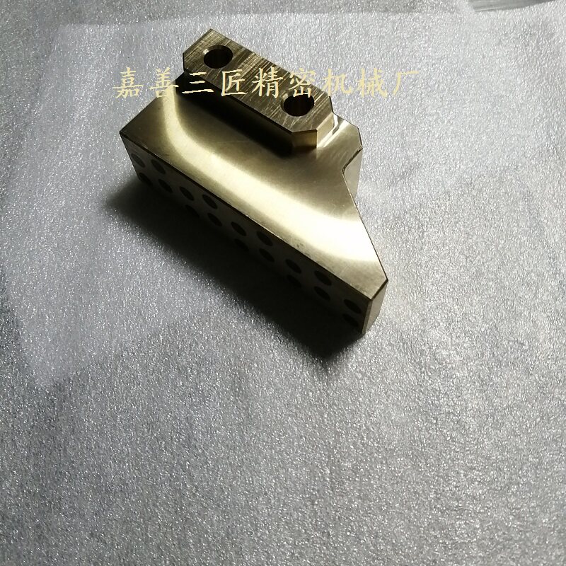 Graphite copper sleeve oil-free bushing self-lubricated oil bearings wear-resistant sliding sleeve high force brass custom spot