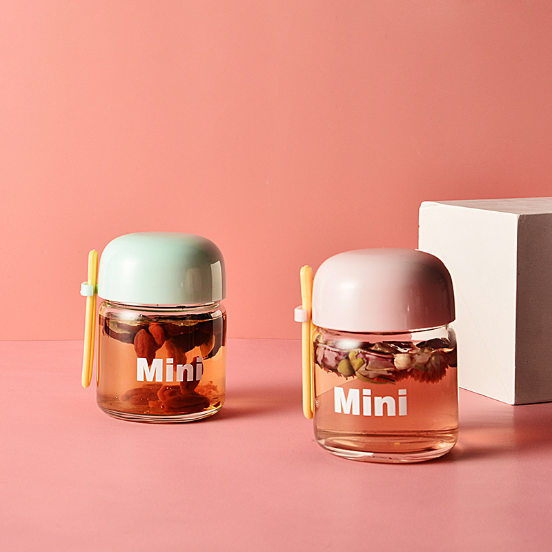 Cup portable small water glass 150ml Mini glass cup 100ml small number of medicine can be charged