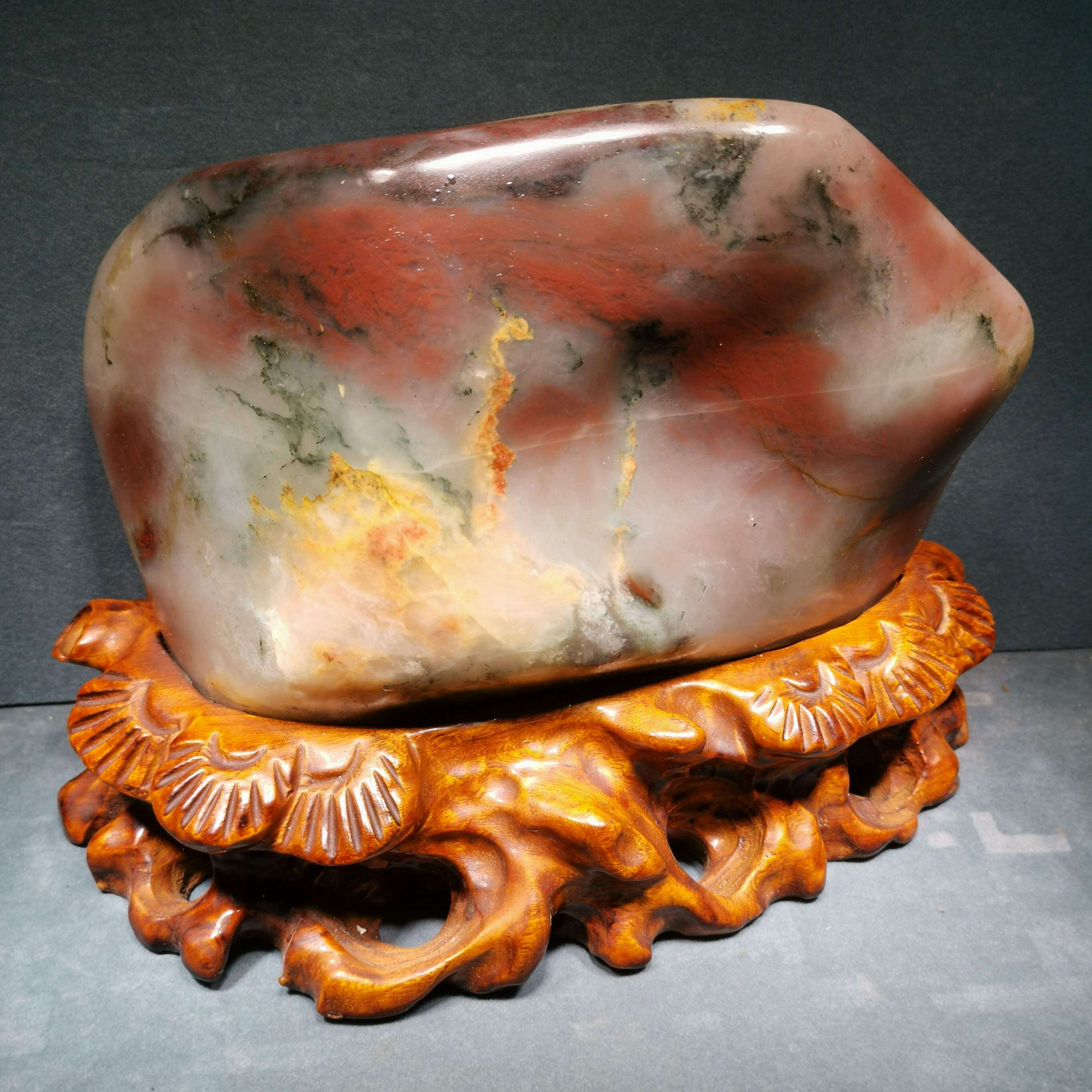 Guilin Chicken Blood Jade Dragon Winning Stoneware Natural Jade Home Office Feng Shui Pendulum 2