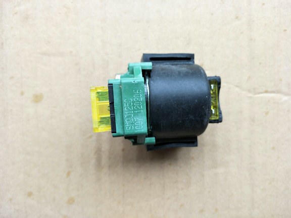 Suitable for Chunfeng original 400NK650NK650MT650 Ambassador start relay Motor start relay