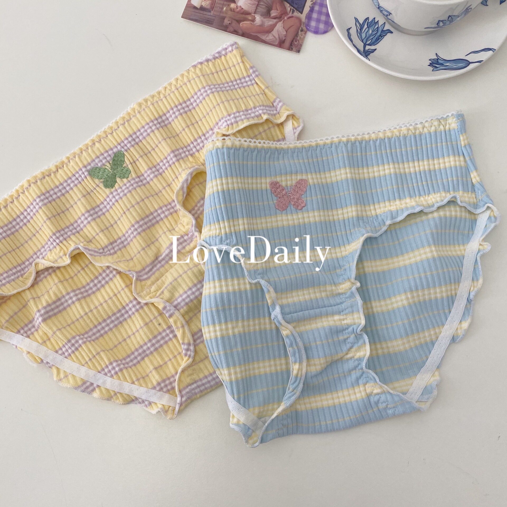 Happy Daily Butterfly Candy Color Panties Women's Japanese Small Fresh Striped Briefs Cotton 076