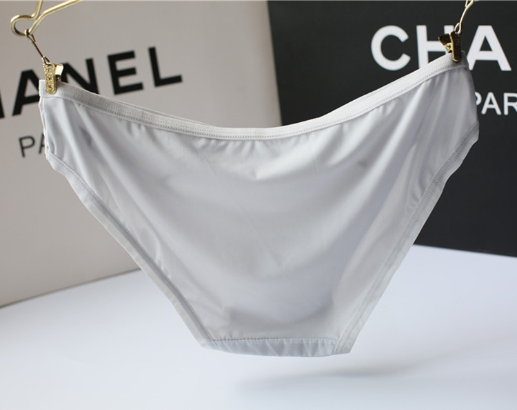 Slip jeunesse en soie Ice - Ref 639763 Image 18