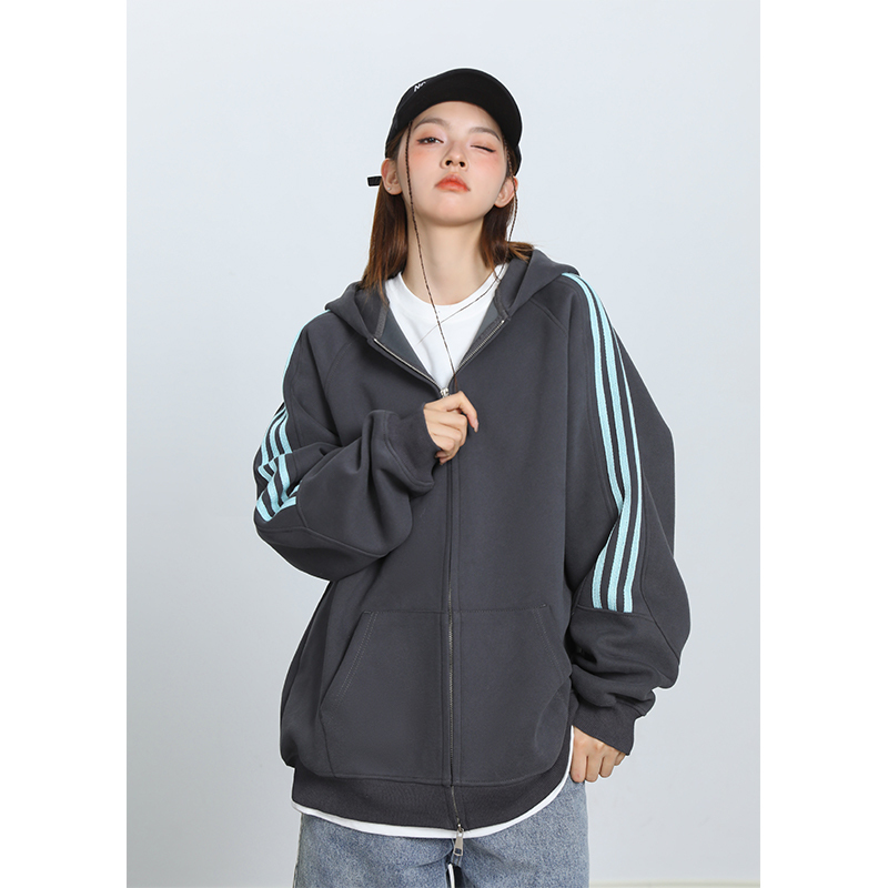 Nanjun Solid Color Three-Stripe Sports Hooded Sweatshirt for Men and Women, Spring and Autumn Style, Loose Raglan Sleeves, Zip-Up Jacket Nanjun Solid Color Three-Stripe Sports Hooded Sweatshirt for Men and Women, Spring and Autumn Style, Loose Raglan Sleeves, Zip-Up Jacket