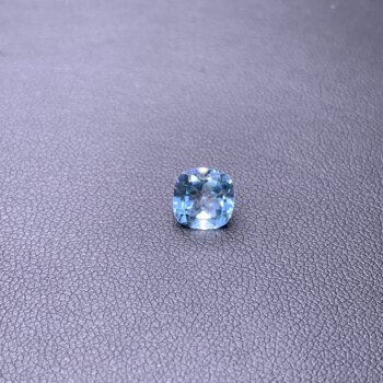 Natural high quality sky blue topaz pillow square loose stone 8x8mm can be set with 18k gold and silver ring pendant earrings