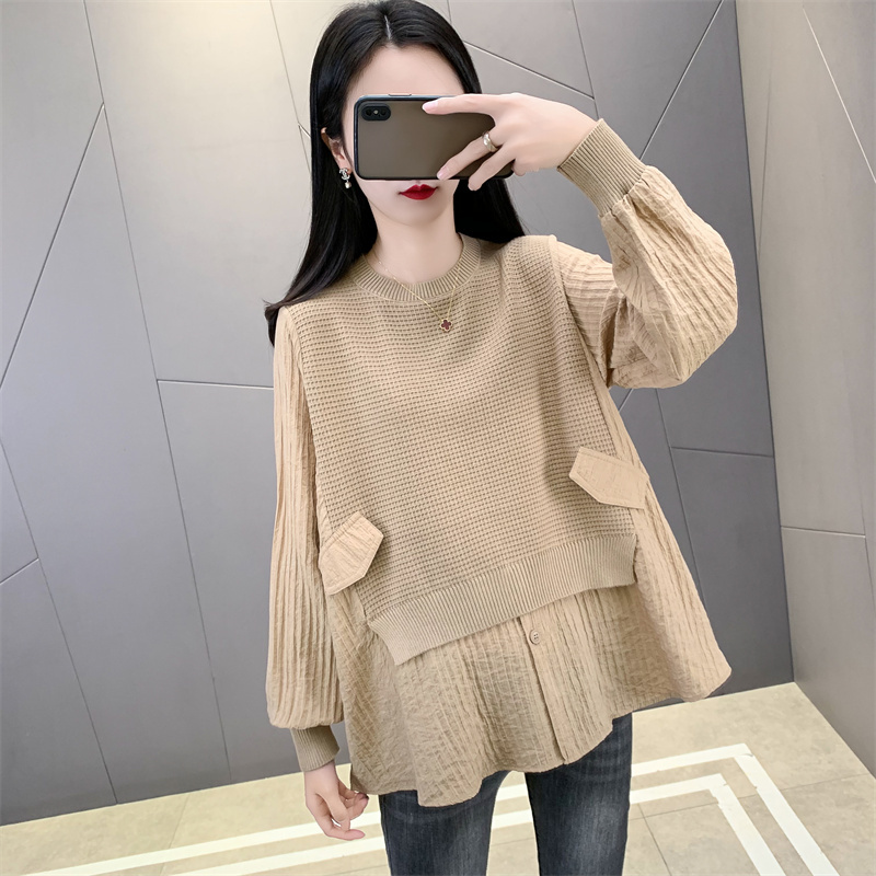 Maternity Wear Spring Outfit, Fashionable and Trendy for Stylish Moms, Round Neck Shirt, Faux Two-Piece Spring Top