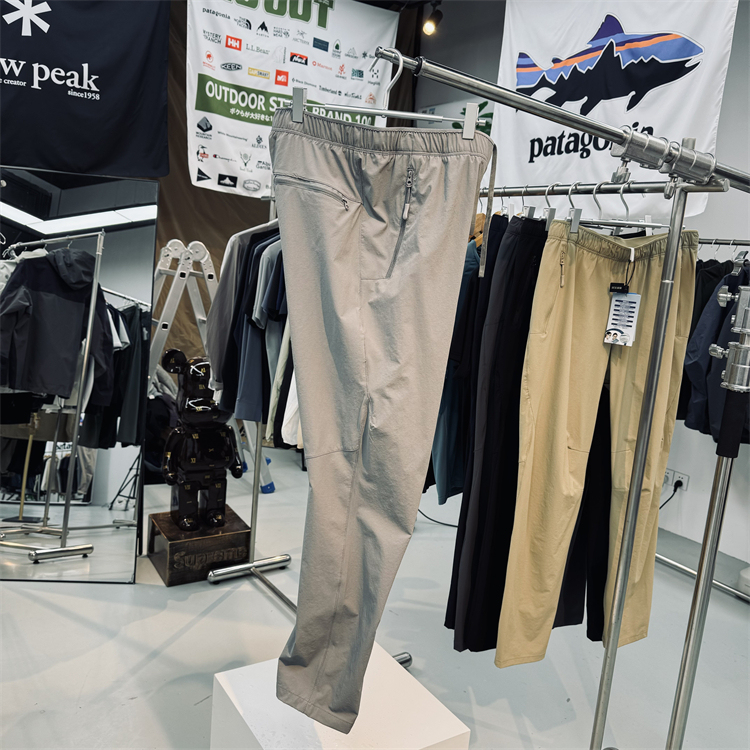 Affordable Alternative! Scimitar Cut, Anti-Tear, Quick-Drying, Breathable, Water-Repellent Men's Outdoor Lightweight Softshell Pants, Casual Pants Affordable Alternative! Scimitar Cut, Anti-Tear, Quick-Drying, Breathable, Water-Repellent Men's Outdoor Lightweight Softshell Pants, Casual Pants