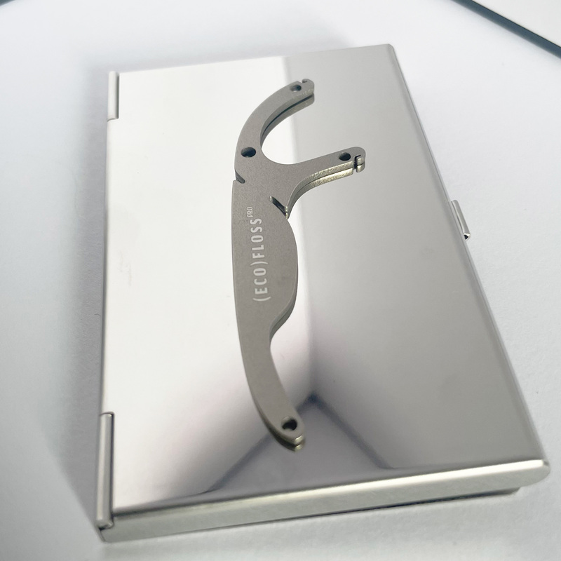 Pure Titanium Dental Floss Holder, Titanium Alloy Dental Floss Handle, Titanium Metal Dental Floss, Convenient and Environmentally Friendly Dental Floss Holder Pure Titanium Dental Floss Holder, Titanium Alloy Dental Floss Handle, Titanium Metal Dental Floss, Convenient and Environmentally Friendly Dental Floss Holder