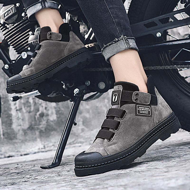 Racing boots Outdoor Leisure Shoes New Leisure Locomotive Cycling Men's Shoes Water-proof and Fashion