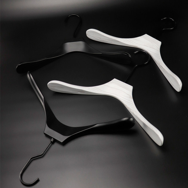 New plastic solid upscale brand women clothes hanger pants skirt-in-suit clothes hanging imitation wood grain handling custom LOGO