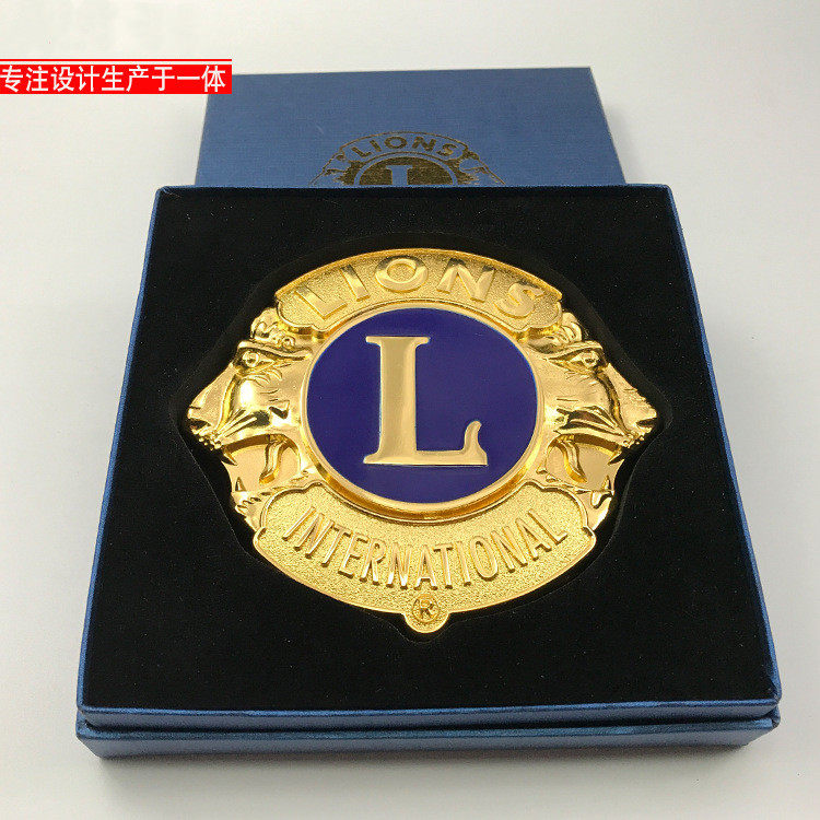 Aristocratic car logo car club car label in internet label metal car stickers custom made factory housecar label manufacturer