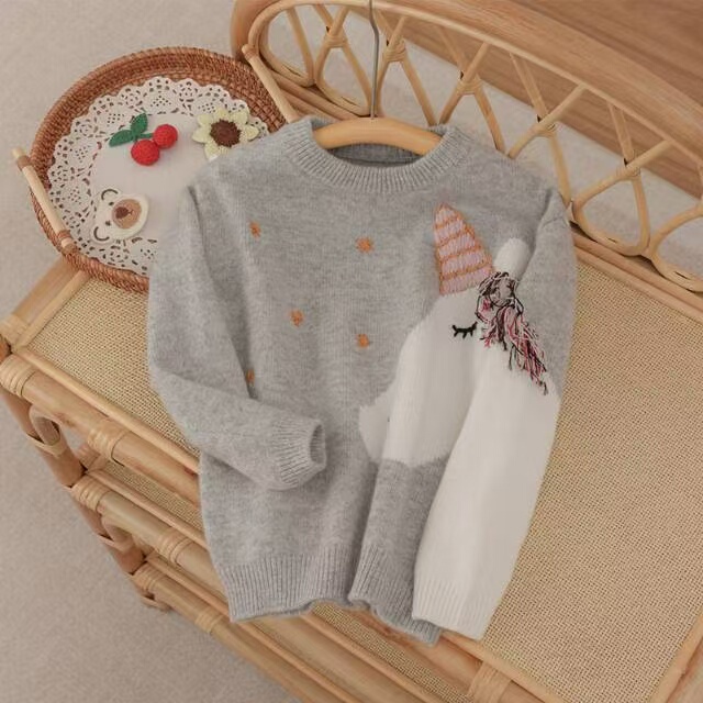 Parent-Child Matching Outfits, Boys and Girls Same Style, Medium and Large Children's Wool Sweater, Unicorn Style, Loose and Stylish, Soft and Comfortable