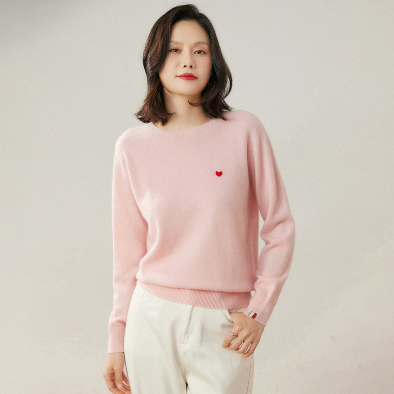 Heart-Pattern Jacquard Cashmere Sweater for Women, Simple Round-Neck Embroidered Loose Pullover, Autumn and Winter Warm Knit Base Sweater
