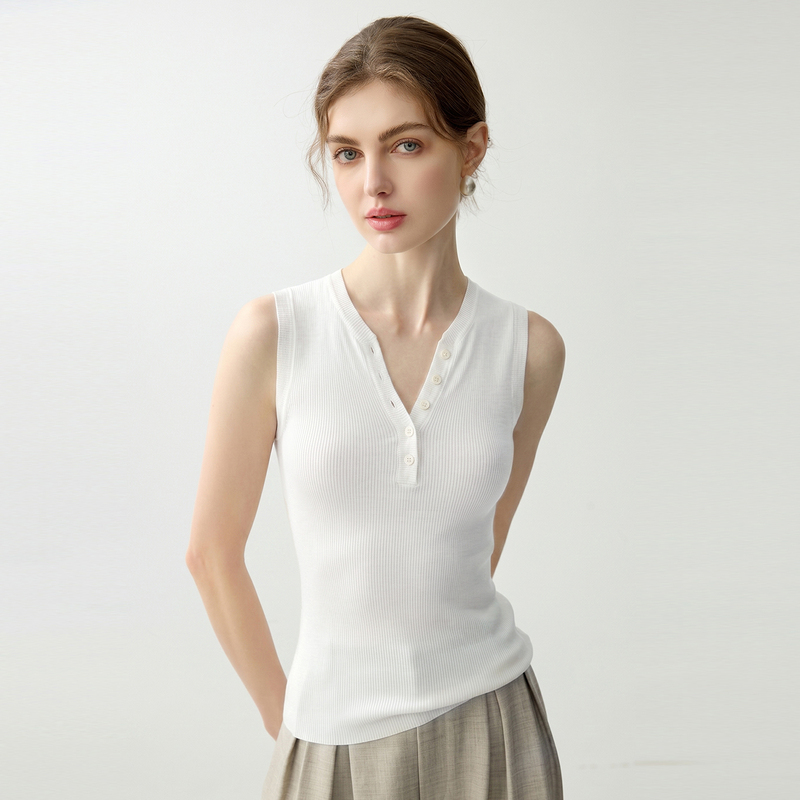 Elegant Yangzi Yarn 100% Fine-Spun Wool Vest for Women, Scissor Collar, Slim Fit, Sleeveless, Versatile Camisole Base Layer