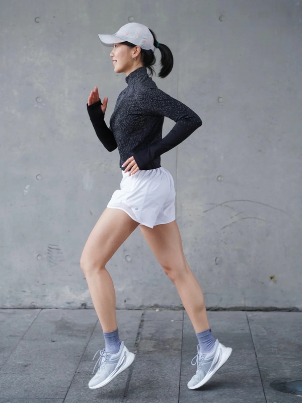 Lululemon Hotty Hot Short 2.5/ 4inch Yoga Low-Waist Lined Sports Shorts