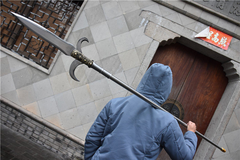 Longquan Wuwangshe hook sickle gun Zhao Yun gun overlord gun red ying gun head martial arts long spear spear treasure sword not edged