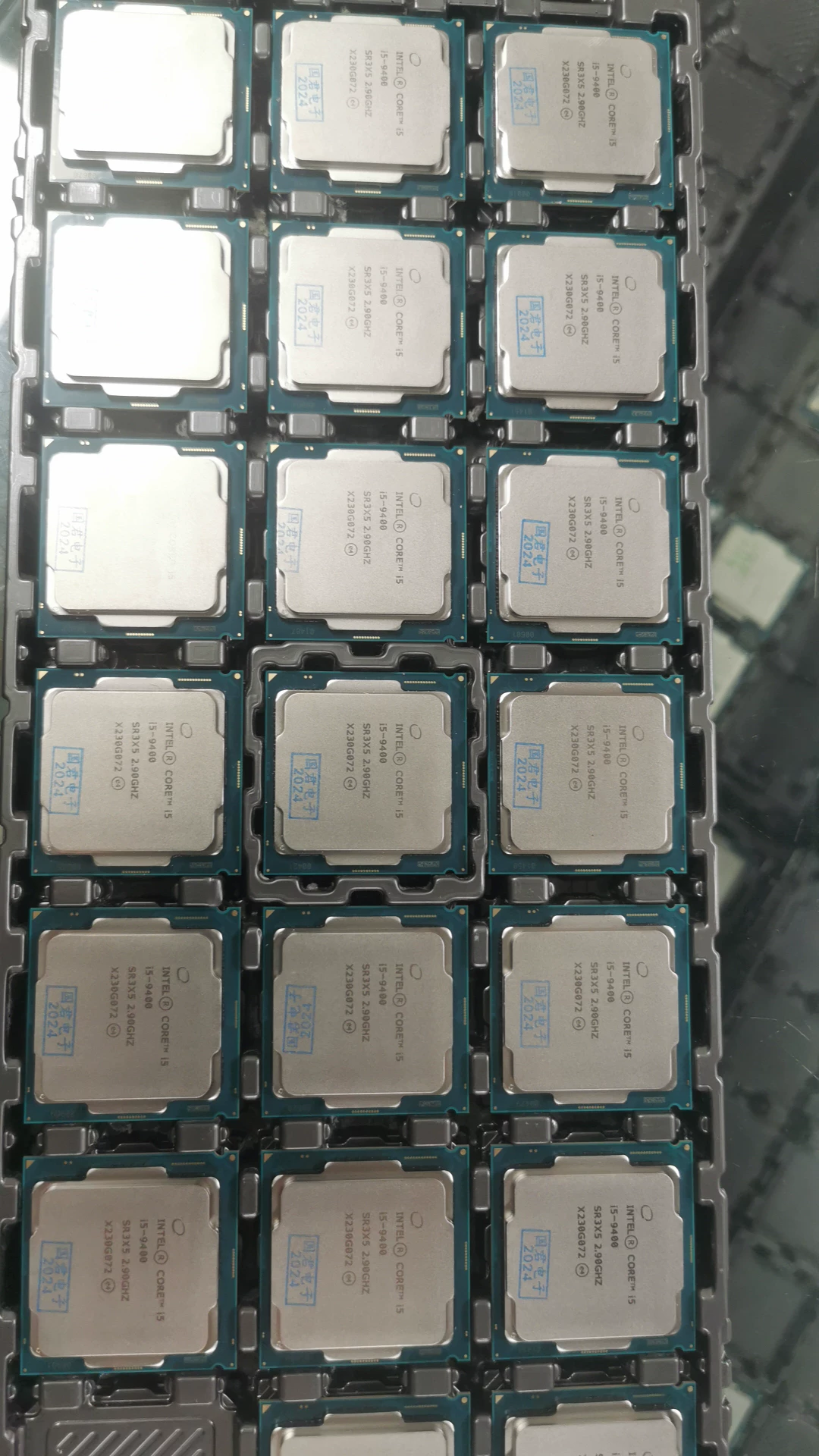 9100 8100 I5 8500 9400 9500 9700i5-i7-9-го поколения 8-го поколения Intel 1151-кштоенный CPU