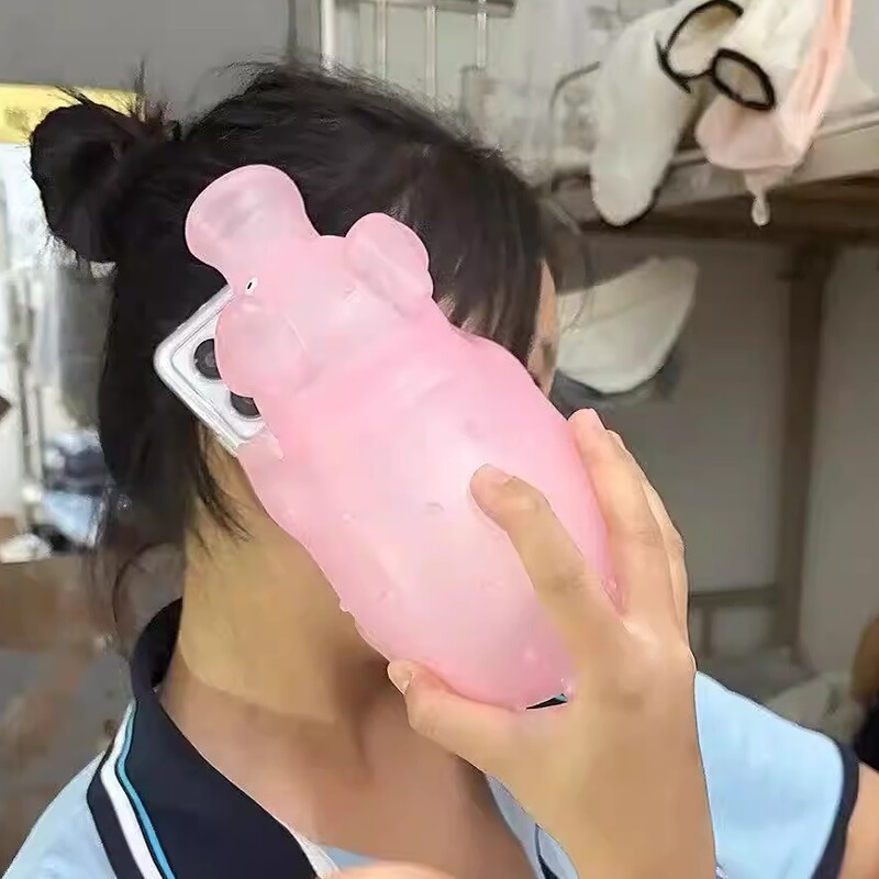 Stress-Relief Glowing Pig That Makes Grunting Sounds, Suitable for Apple 17Air/16 Phone Case, iPhone 15 Pro Soft Case, 14 Funny, 13 Pro Max, 12 Mini Prank, XS Max Protective Case, Xr/X