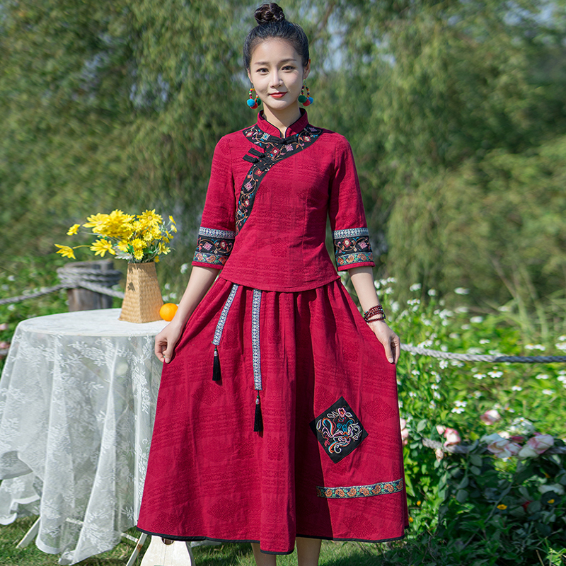 Spring and Autumn Chinese-Style National Ethnic Style Hanfu Suit for Women, Plus Size Improved Cheongsam Top, Retro Buttoned Cotton and Linen Tang Suit