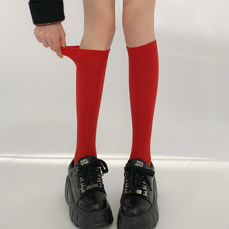 Nighttime Study Room Red Socks for Women, Autumn Style, Slimming Knee-High Calf Socks, Christmas Socks, Long Tube New Year Socks