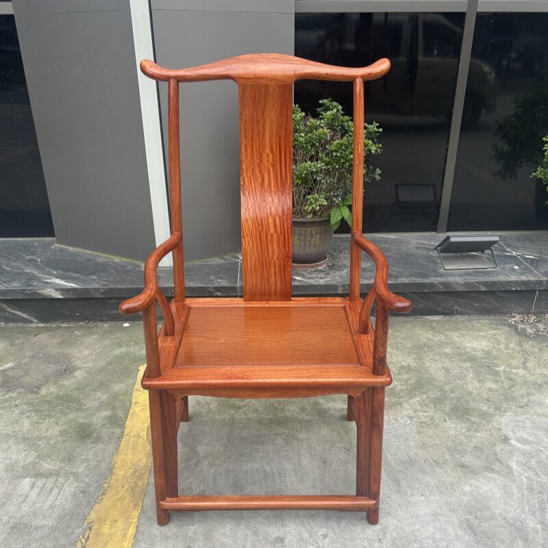 东兴市鹰仕红木工艺品店