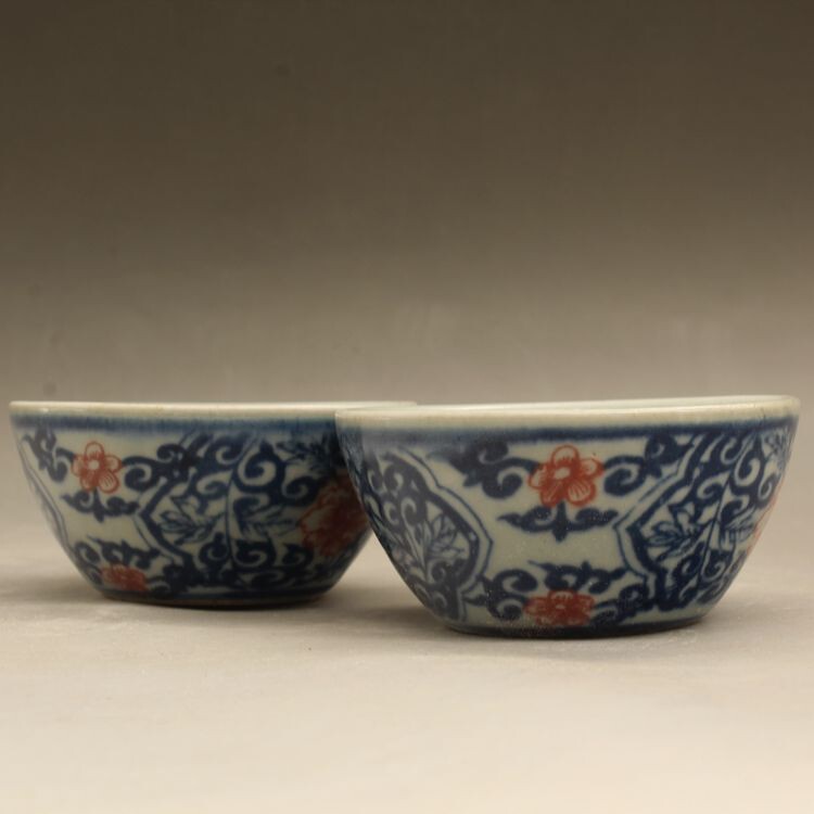 Qingguang Xuanqing flower glazed red folk kiln tea cup (pair) ancient play porcelain antique imitation antique porcelain pendulum piece