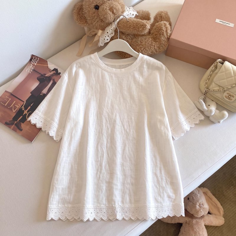Mid-Length Loose-Fitting Top for Plus-Size Women That Covers the Body and Looks Slimming, Versatile Top 150kg Plus-Size Lace-Trimmed Short-Sleeve T-Shirt for Women Mid-Length Loose-Fitting Top for Plus-Size Women That Covers the Body and Looks Slimming, Versatile Top 150kg Plus-Size Lace-Trimmed Short-Sleeve T-Shirt for Women
