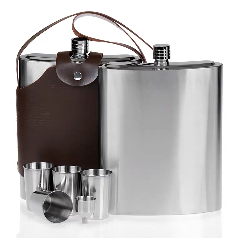 High-grade imported 304 stainless steel military wine jug metal large wine bottle 7 kg outdoor portable wine jug kettle