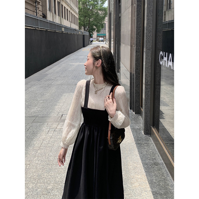 cchen Chen Chen_French sweet suspender dress female 2022 early autumn new retro waist black suspender skirt