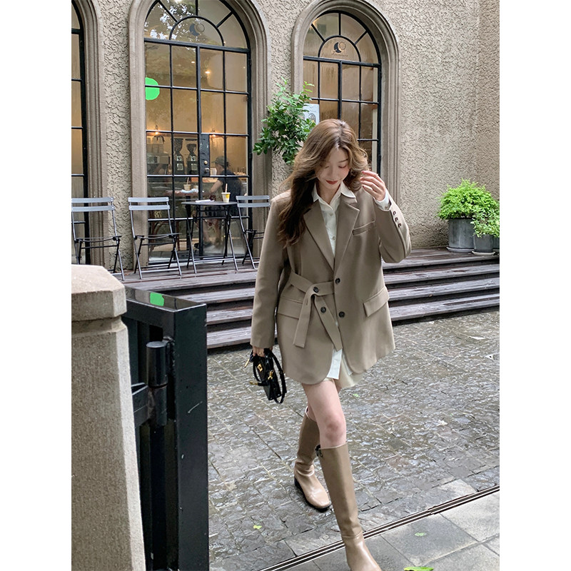 cchen Chen Chen_High-end sense suit jacket female 2022 spring and autumn new Korean version loose casual coffee color small suit