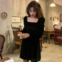 Gao Leng Royal sister wind velvet dress French retro temperament fashion large size high waist thin Hepburn style small black dress