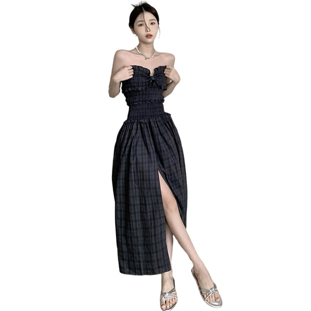 Retro Dark Pattern Plaid Dress Female Design Sense Niche Black Pure Desire Sexy Wrinkled Slit Tube Top Long Dress