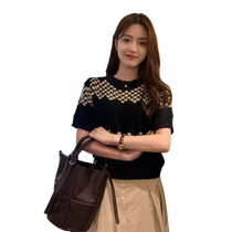Designed color-blocked crocheted short-sleeved sweater for women in autumn and winter new style versatile slimming temperament high-end trendy tops