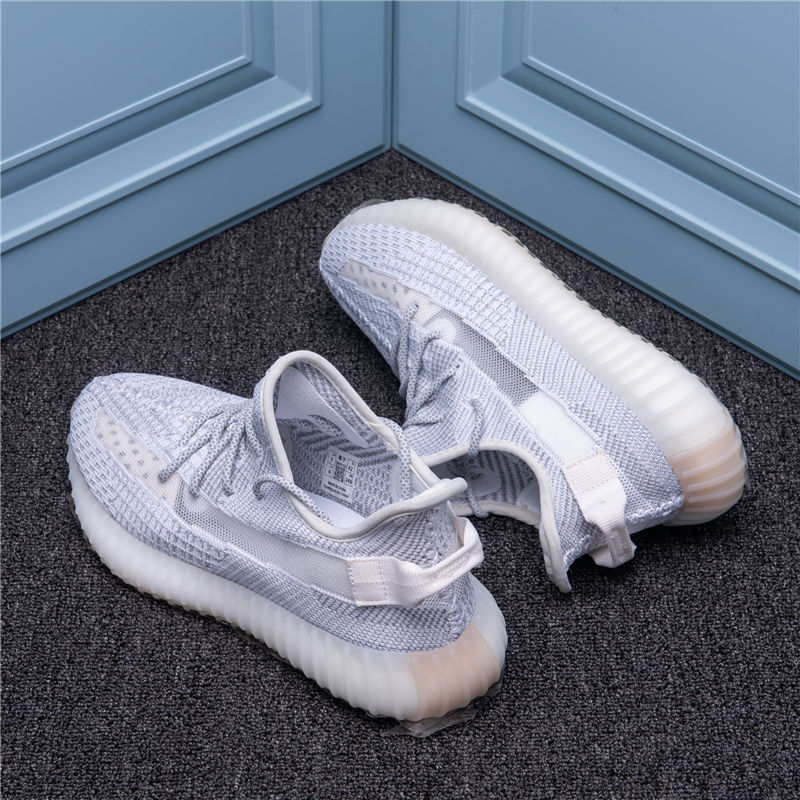 YZ White Sky Stardiao   yeezy Dior coconut 350 v2 babysbreath What a blast Excessive poison quality goods Official website Higher version female Ice blue white