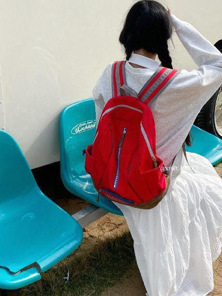 Full of Internet Style, American Retro Embroidered Backpack, New Spring/Summer Large-Capacity Lightweight Backpack for College Students