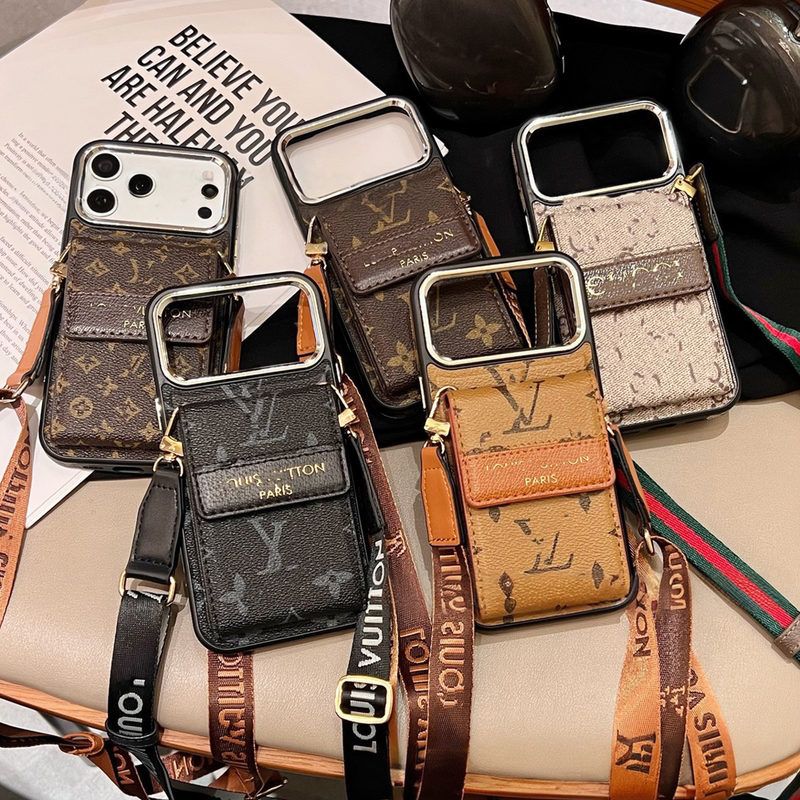 Light Luxury Retro Chain Card Holder Crossbody Phone Case Suitable for iPhone 17 Pro Max/16/15/14/13, Large Window Lens, Adjustable Wide Shoulder Strap, Leather Full-Cover Anti-Drop Women's Protective Case Light Luxury Retro Chain Card Holder Crossbody Phone Case Suitable for iPhone 17 Pro Max/16/15/14/13, Large Window Lens, Adjustable Wide Shoulder Strap, Leather Full-Cover Anti-Drop Women's Protective Case