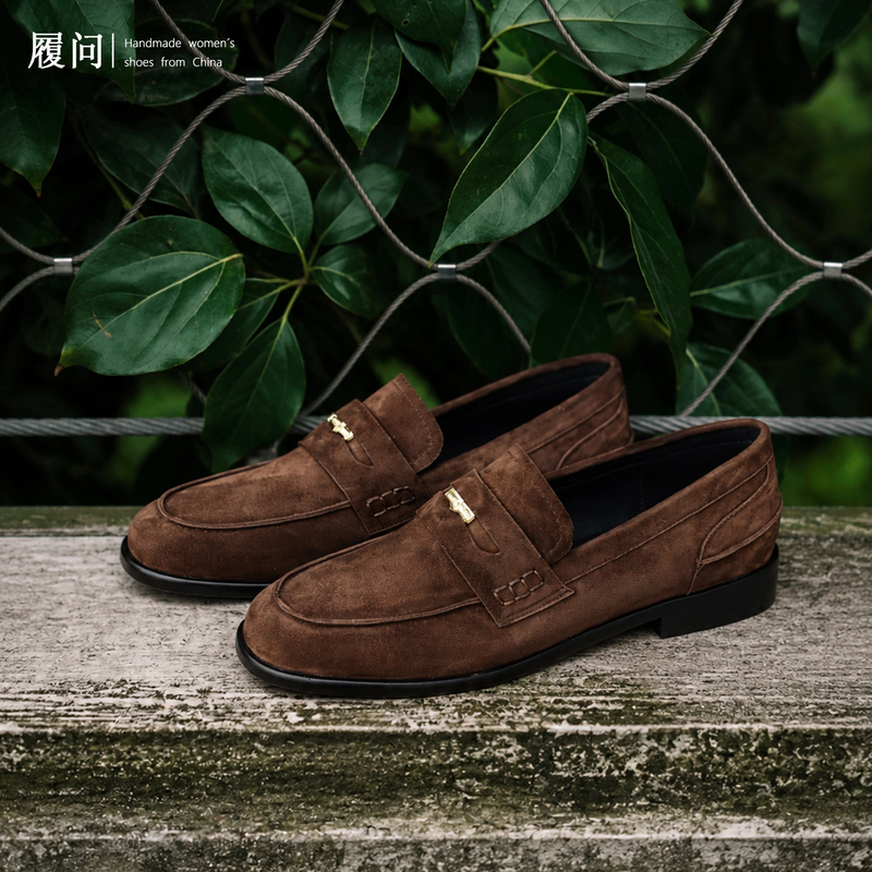 Solepensee French Retro Old Money Style Gold Coin Loafers Women's Slip-On Flat Leather Shoes Single Shoes Solepensee French Retro Old Money Style Gold Coin Loafers Women's Slip-On Flat Leather Shoes Single Shoes