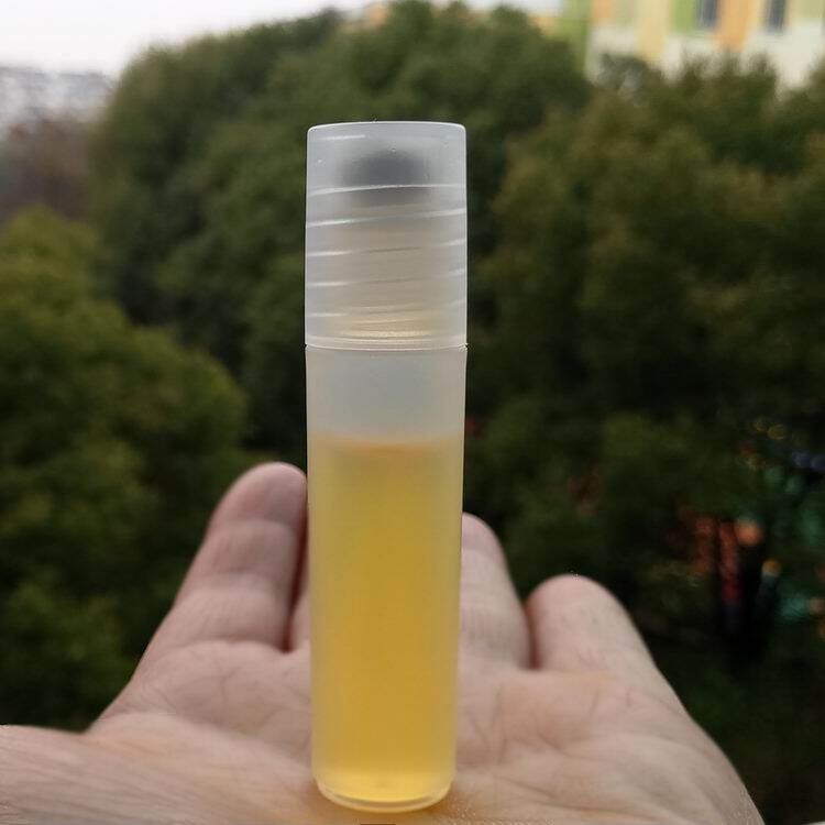 Pure and small floral jasmine perfume Oil no alcohol No chemical drunkenness to reduce floral taste instead of perfume