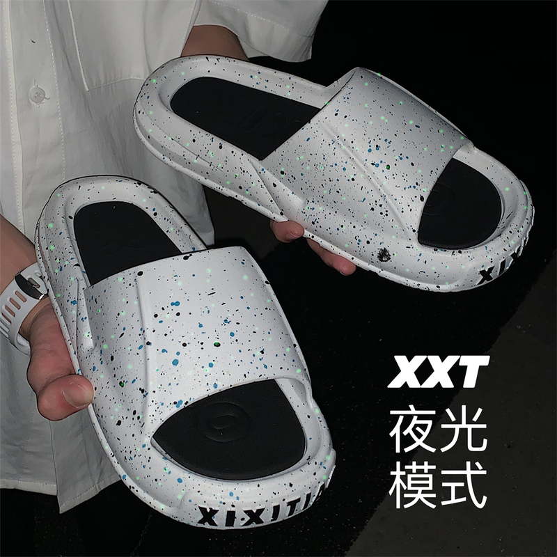 Creative Street Style Luminous Starry Sky Slippers, Non-Slip Soft Sole, Fashionable Couple's Daily Outdoor Wear, Trendy Cool Slippers for Men in Summer