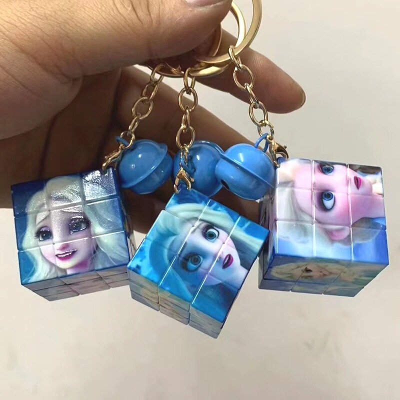 Small Hanging Ornaments That Can Be Played With, Small Rubik's Cube Pendants, Elsa Keychains, Girls' Bags, Student Backpack Decorations