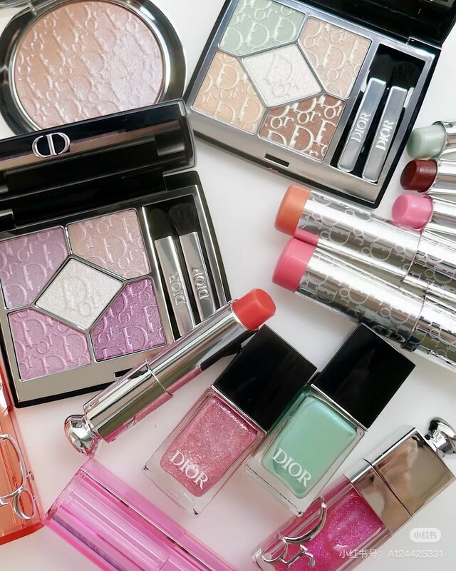 In Stock Dior 2026 Spring New Makeup Products: Eyeshadow 865, Blush, Highlighter, Nail Polish