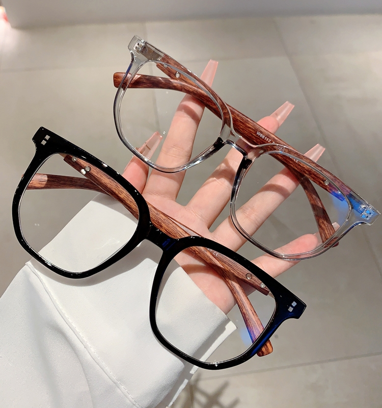 Neue Internet-Berühmtheit mit der gleichen Anti-Blaulicht-Brille für Männer und Frauen, modische schlichte koreanische Version des Rahmens, Sonnenbrille_voghion.com