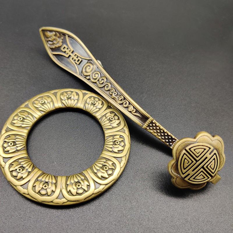 High-End Brass Robe Clasps, Ruyi Clasps, Clothing Hooks, Ancestral Clothing Clasps, Robe Hooks, Seven-Hook Clothing Clasps Recommended High-End Brass Robe Clasps, Ruyi Clasps, Clothing Hooks, Ancestral Clothing Clasps, Robe Hooks, Seven-Hook Clothing Clasps Recommended