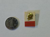 Antiques and cultural relics collection: Chairman Mao badge (plastic material) 2 2*1 5cm #0074