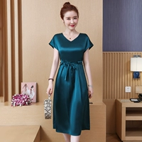 Темно-зеленый