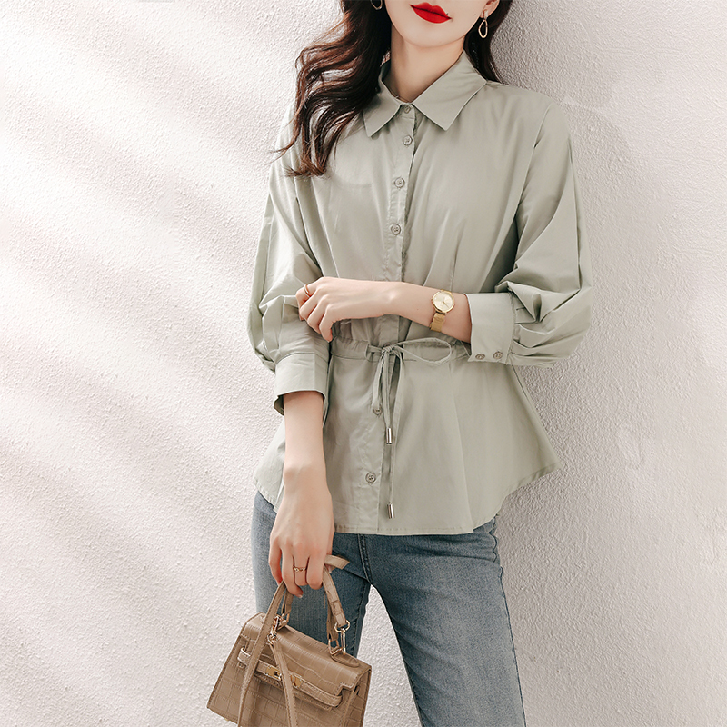 In autumn 2022, new high - end shirt female tummy thin sleeve tops and chic shirts to decrease age
