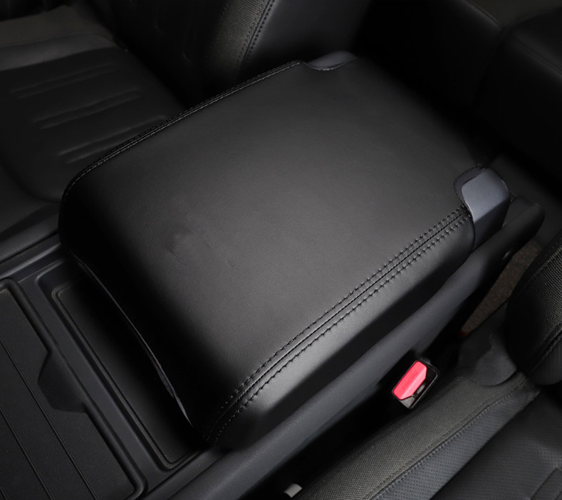 Suitable for 20-26 Models of Land Rover New Defender Center Console Armrest Box Cover, Full Protective Cover, Interior Parts