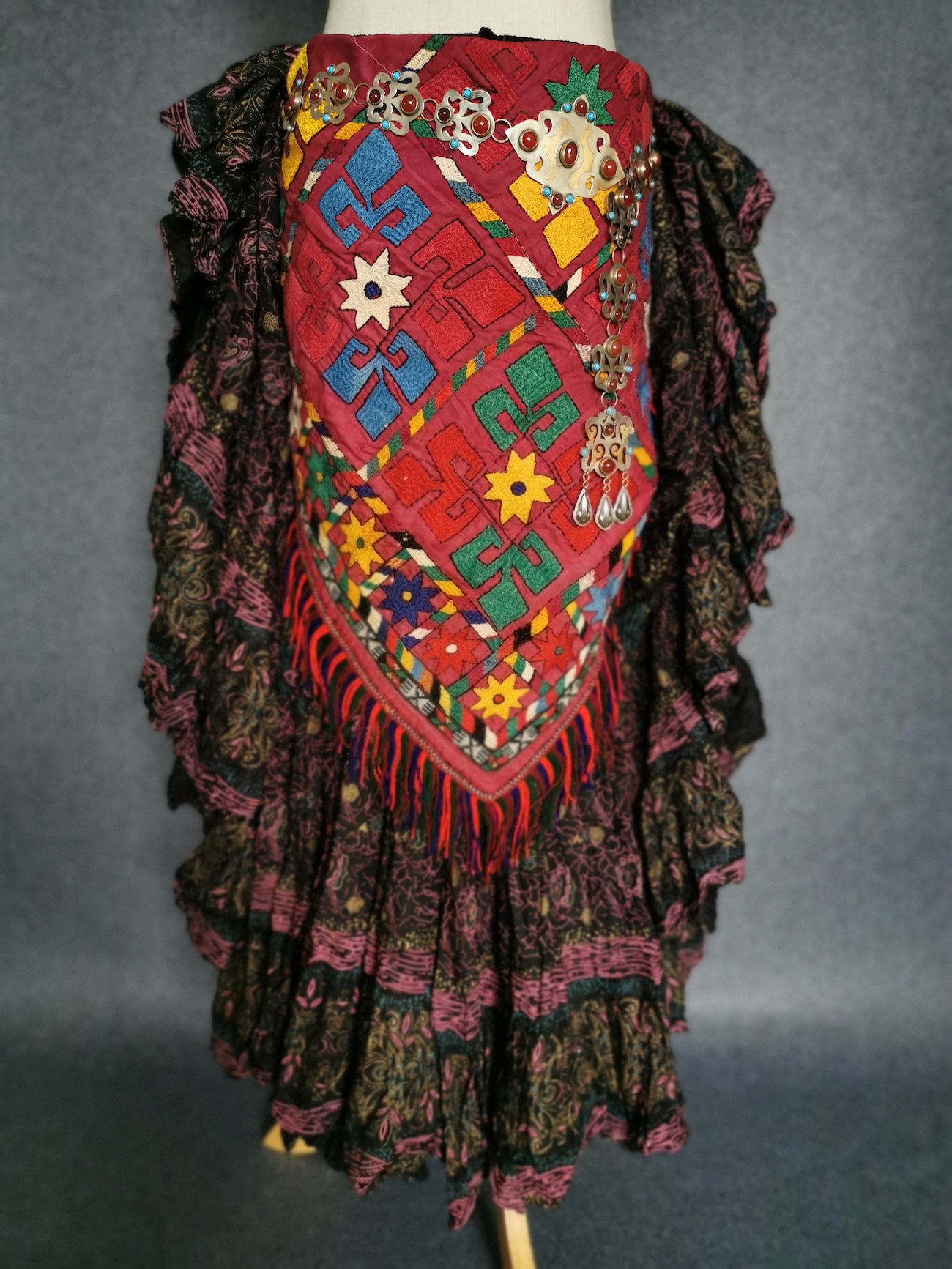 Spot collection antique Central Asian hand-embroidered old goods ATS American tribal wind belly dance master hip towel