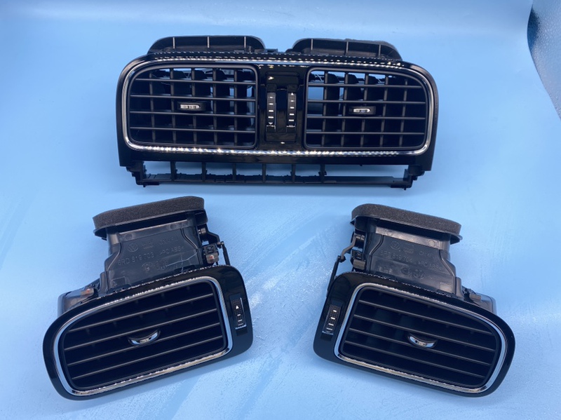 Suitable for Polo 14-18 Models, New Polo, Center Air Vent, Cd Frame, High-End Piano Paint Finish